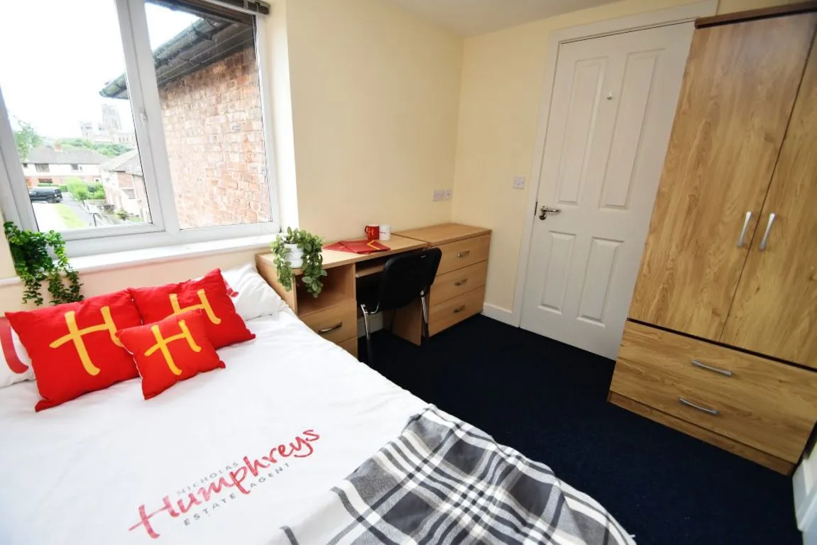 Whinney Hill, Durham, DH1, photo 9