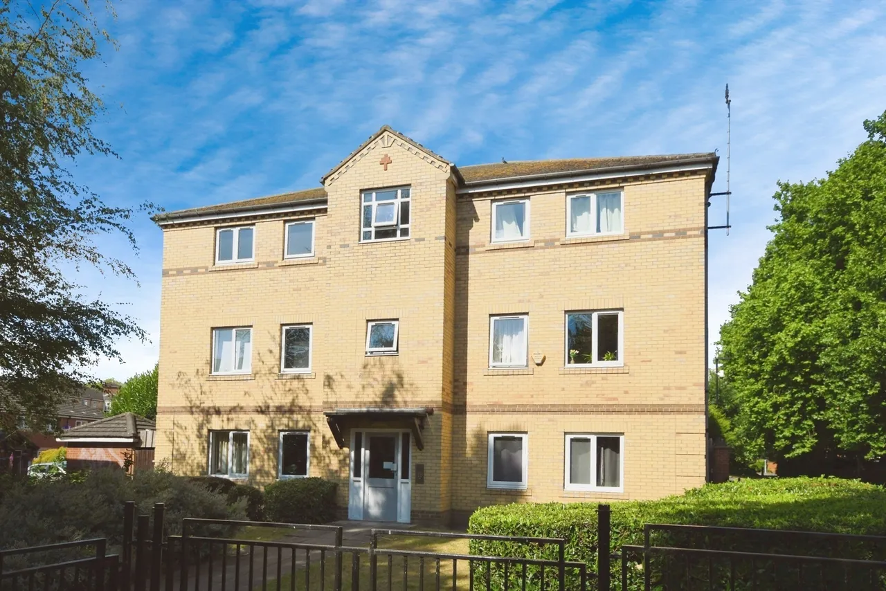 2 bed flat for sale — Headford Grove, Sheffield, South Yorkshire, S3