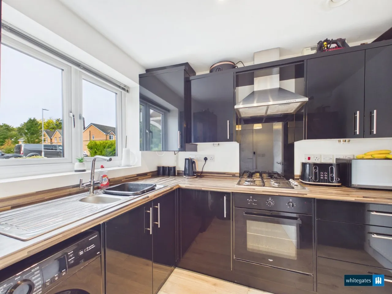 Celtic Road, Summerhill, LL11, photo 5