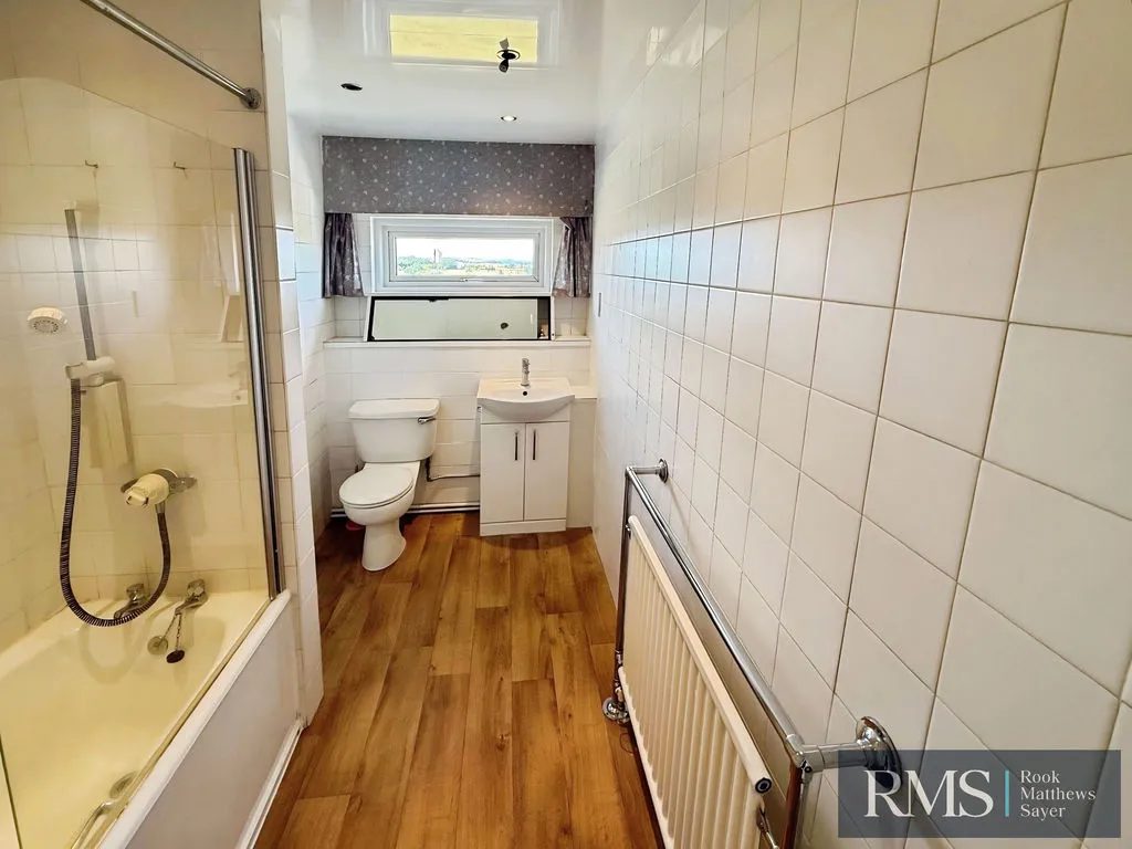 Newcastle Upon Tyne NE3 4JL, NE3, photo 8