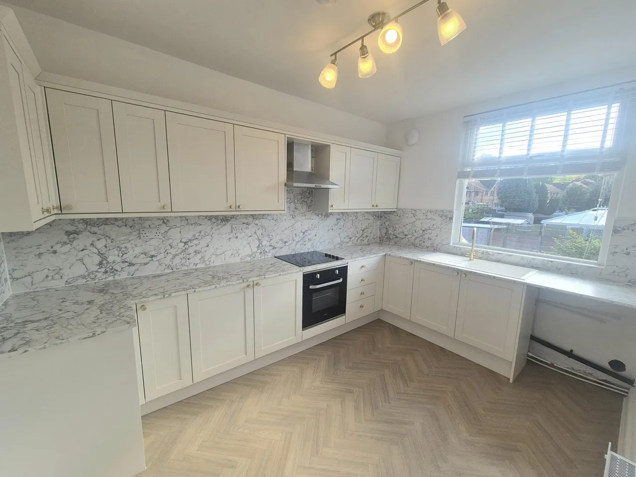 High Street, Stalybridge, SK15, photo 2