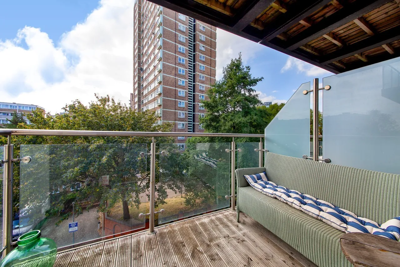 Gwynne Road, London, SW11, photo 2