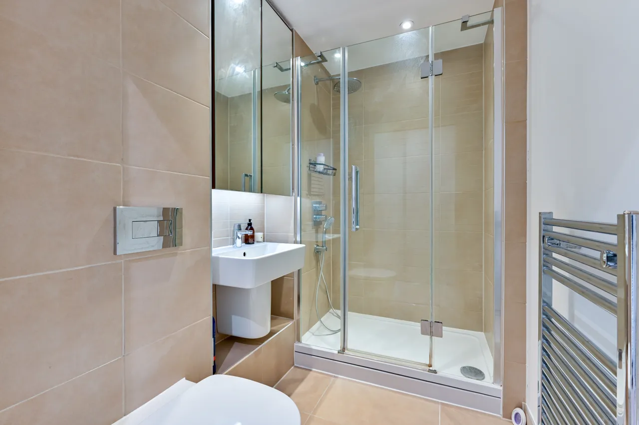 Flat 14, 2 Fairbourne Road, LONDON, photo 11