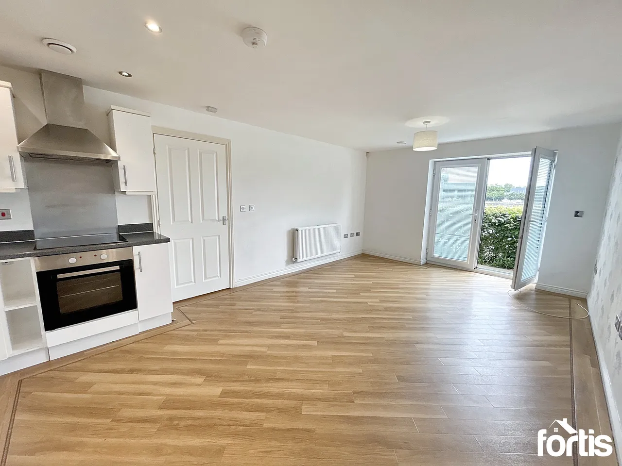 Rodney Road, Westonia House, NP19, photo 4