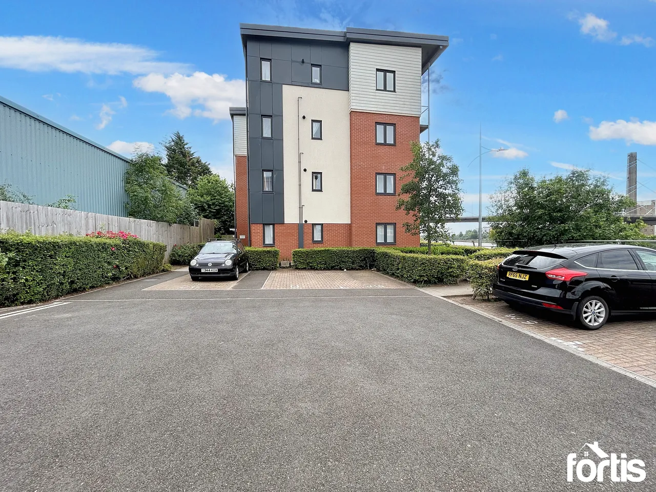 Rodney Road, Westonia House, NP19, photo 2