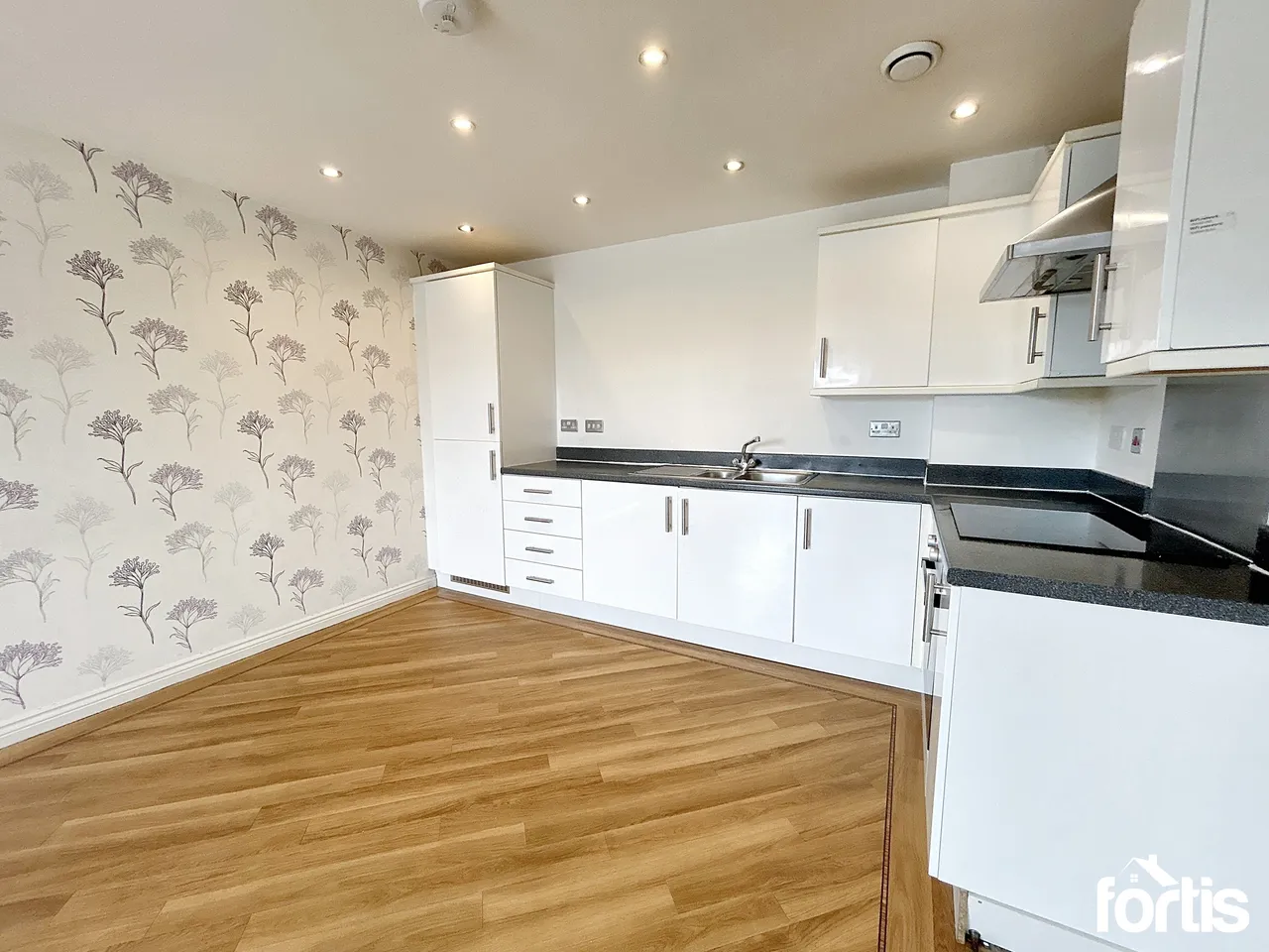 Rodney Road, Westonia House, NP19, photo 5