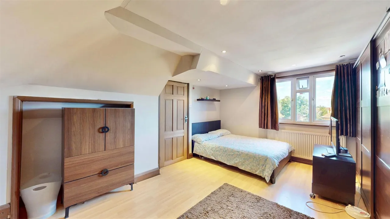 Park View Road, Southall, photo 18