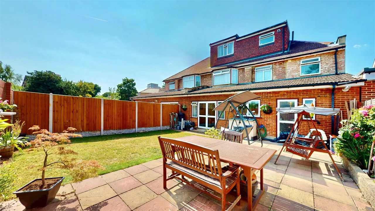 Park View Road, Southall, photo 21