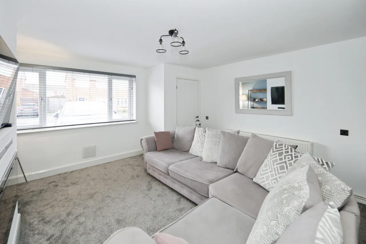 Burnaby Close, Nuneaton, photo 12