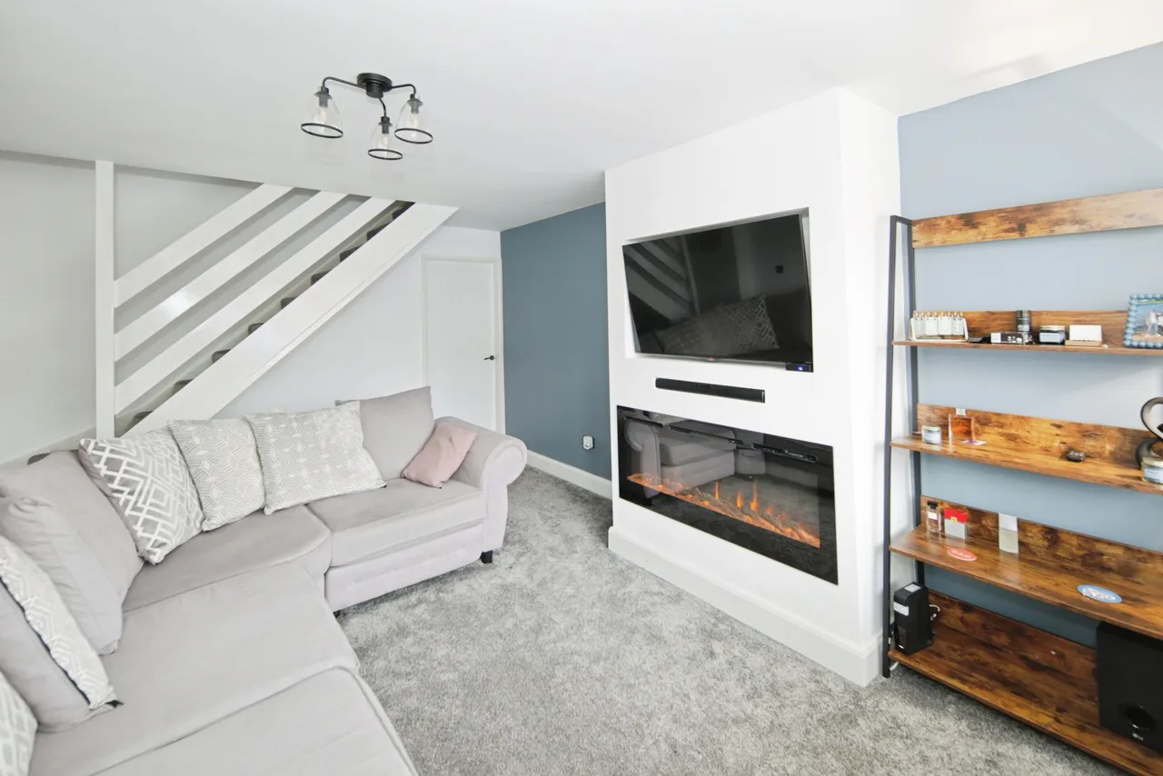 Burnaby Close, Nuneaton, photo 8