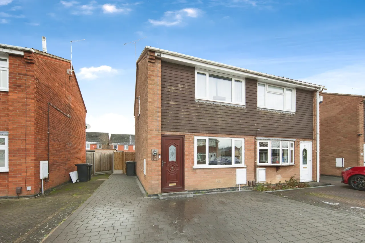 Burnaby Close, Nuneaton, photo 2