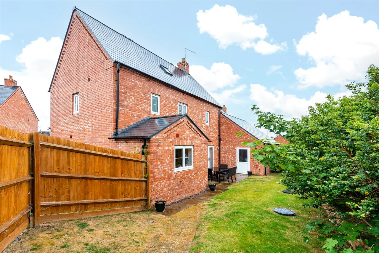 Rose Acre Close, Weedon, NN7, photo 5