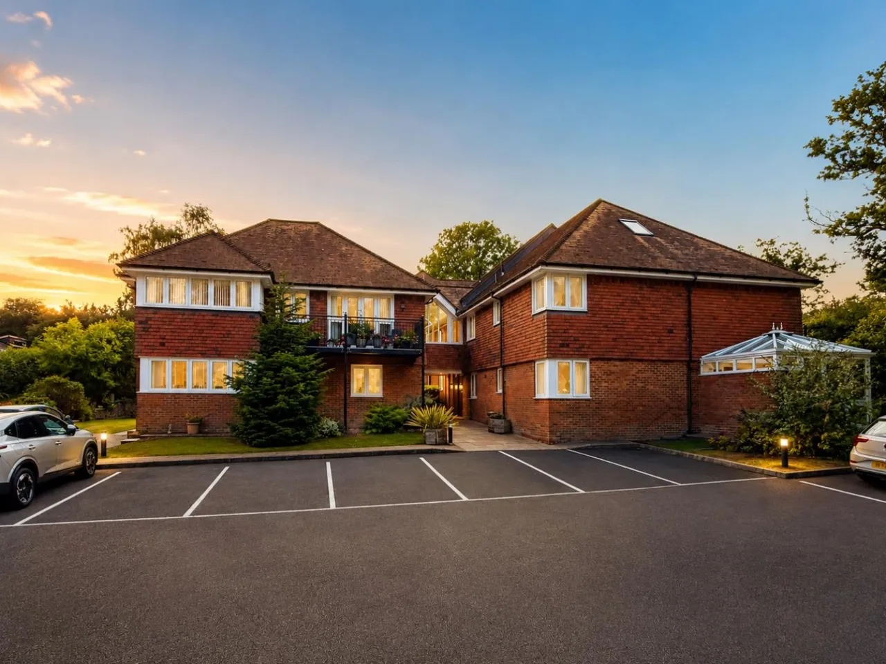 2 bed flat for sale — Little Redbrooks, London Road, Hythe