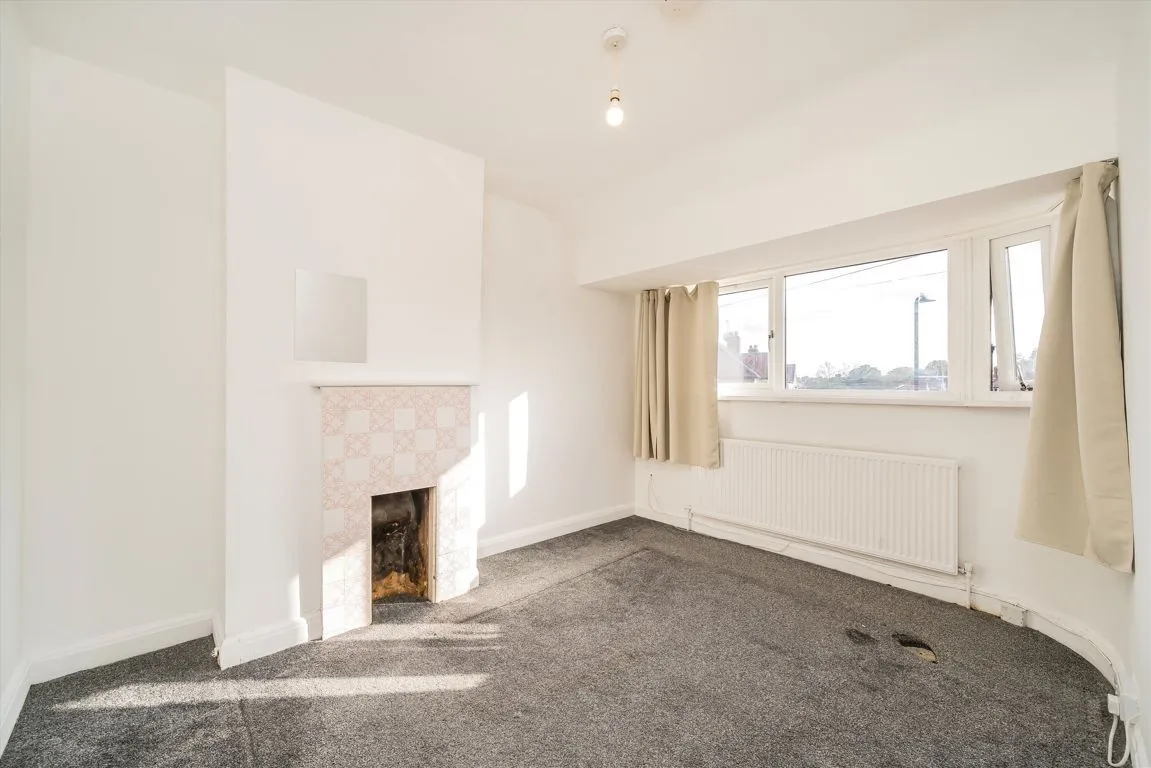Woodhouse Avenue, UB6, photo 4