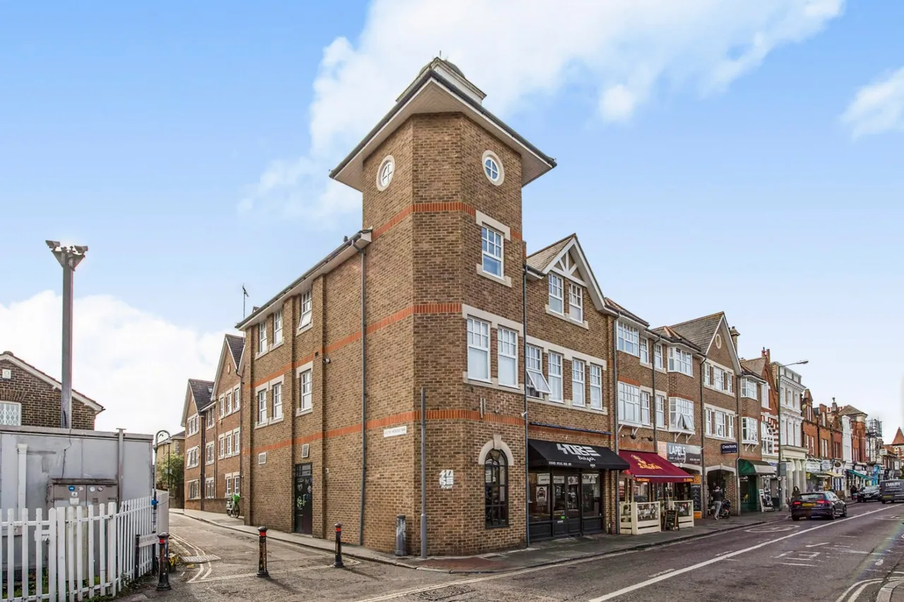 South Worple Way, East Sheen, SW14, photo 3