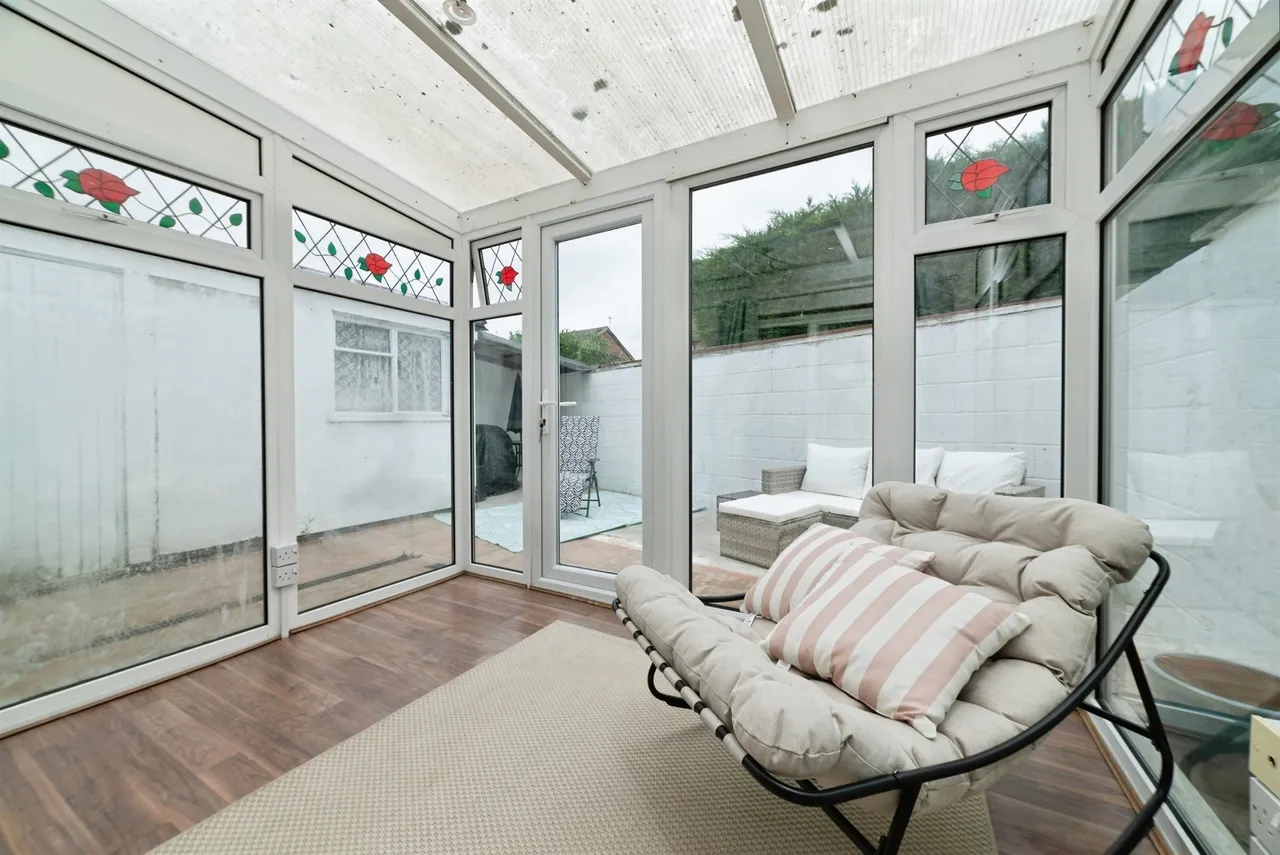 Woodhill Close, Anlaby, Hull, photo 9