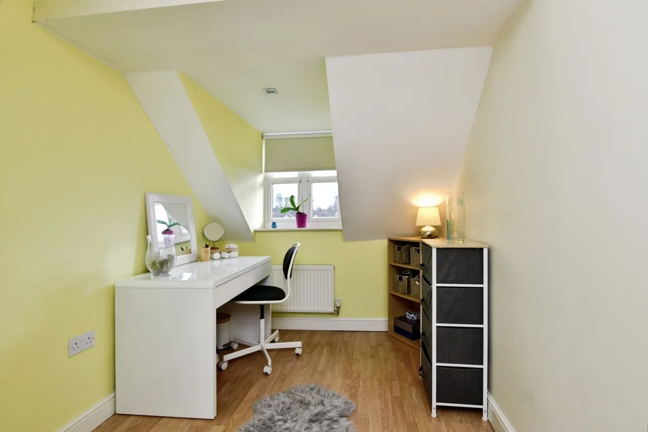 Moorhen Way, Packmoor, Stoke-on-Trent, Staffordshire, ST7, photo 16