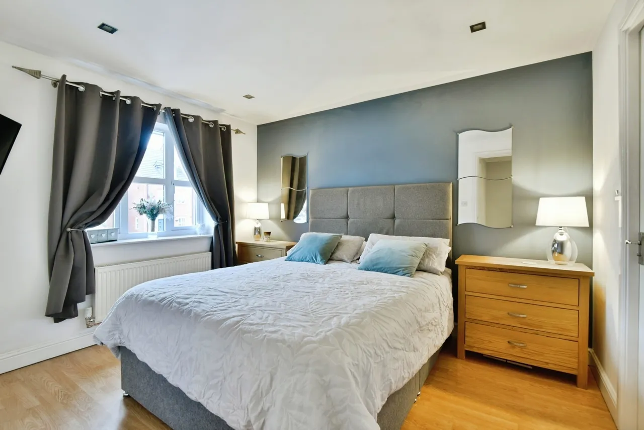 Moorhen Way, Packmoor, Stoke-on-Trent, Staffordshire, ST7, photo 4