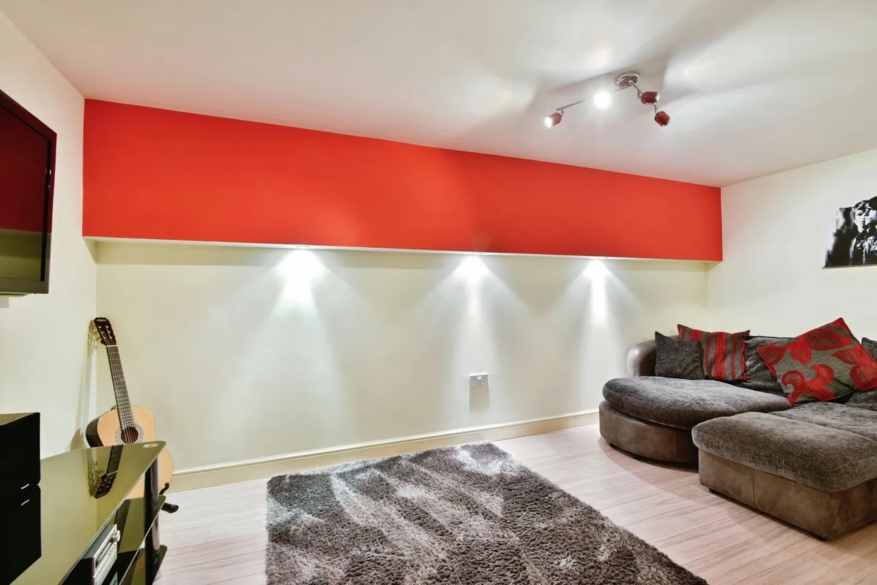 Moorhen Way, Packmoor, Stoke-on-Trent, Staffordshire, ST7, photo 10