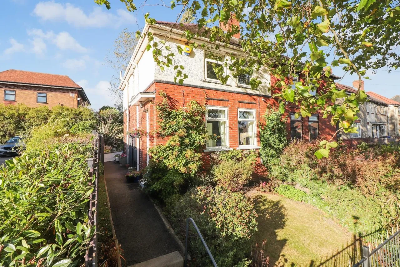 Crowder Avenue, Southey Green, S5, photo 30