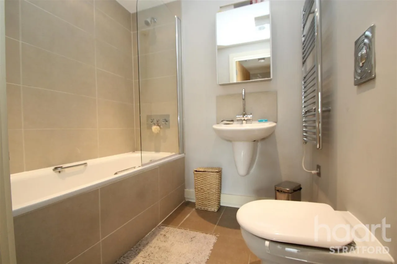 Edge Apartments, Stratford High Street -, E15, photo 5