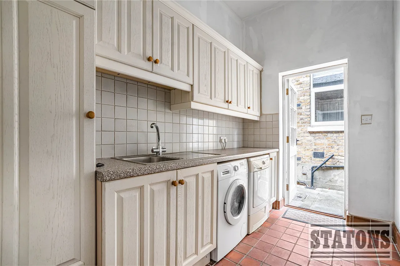 Camlet Way, Hadley Wood, Hertfordshire, EN4 0NX, photo 11