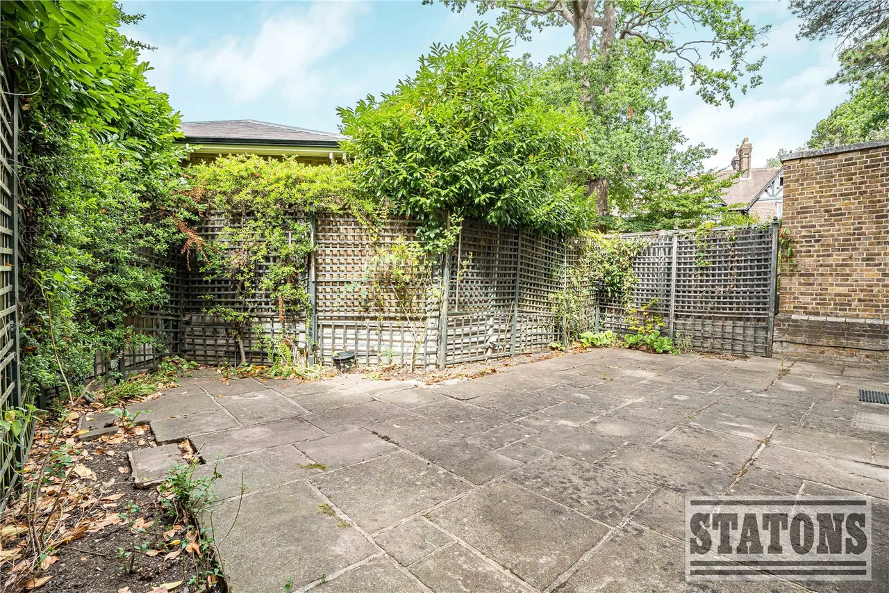 Camlet Way, Hadley Wood, Hertfordshire, EN4 0NX, photo 8