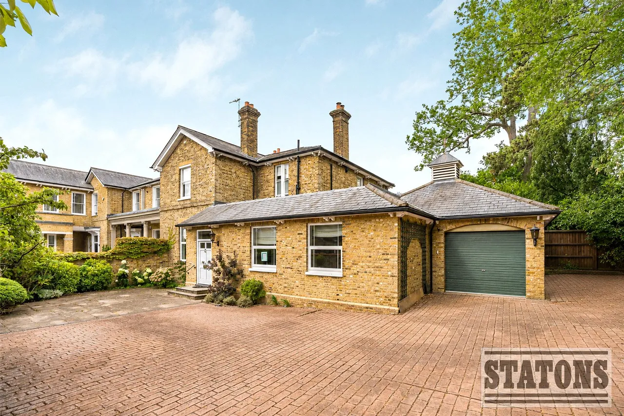 2 bed flat for sale — Camlet Way, Hadley Wood, Hertfordshire, EN4 0NX