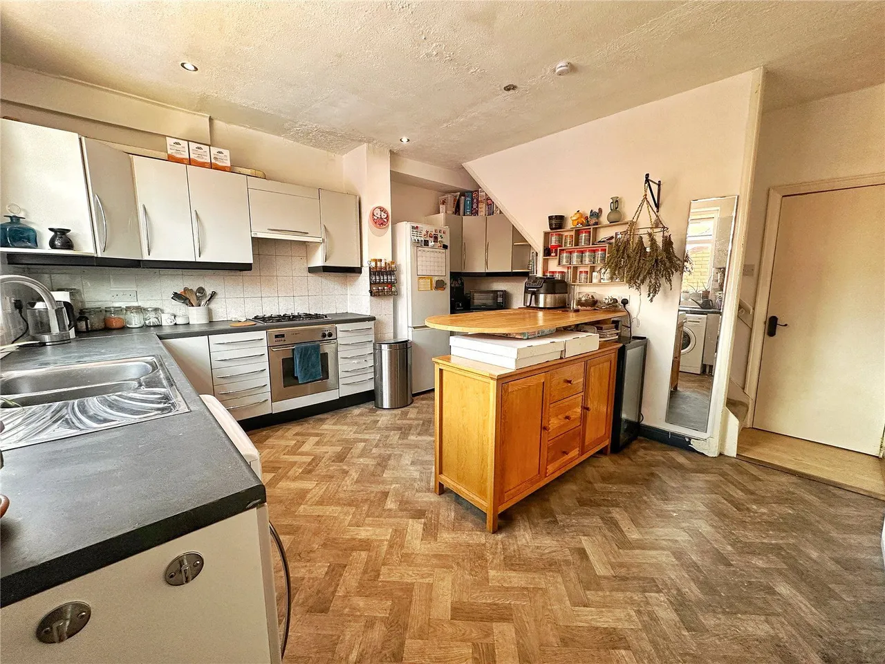 Green Street, Middleton, M24, photo 5
