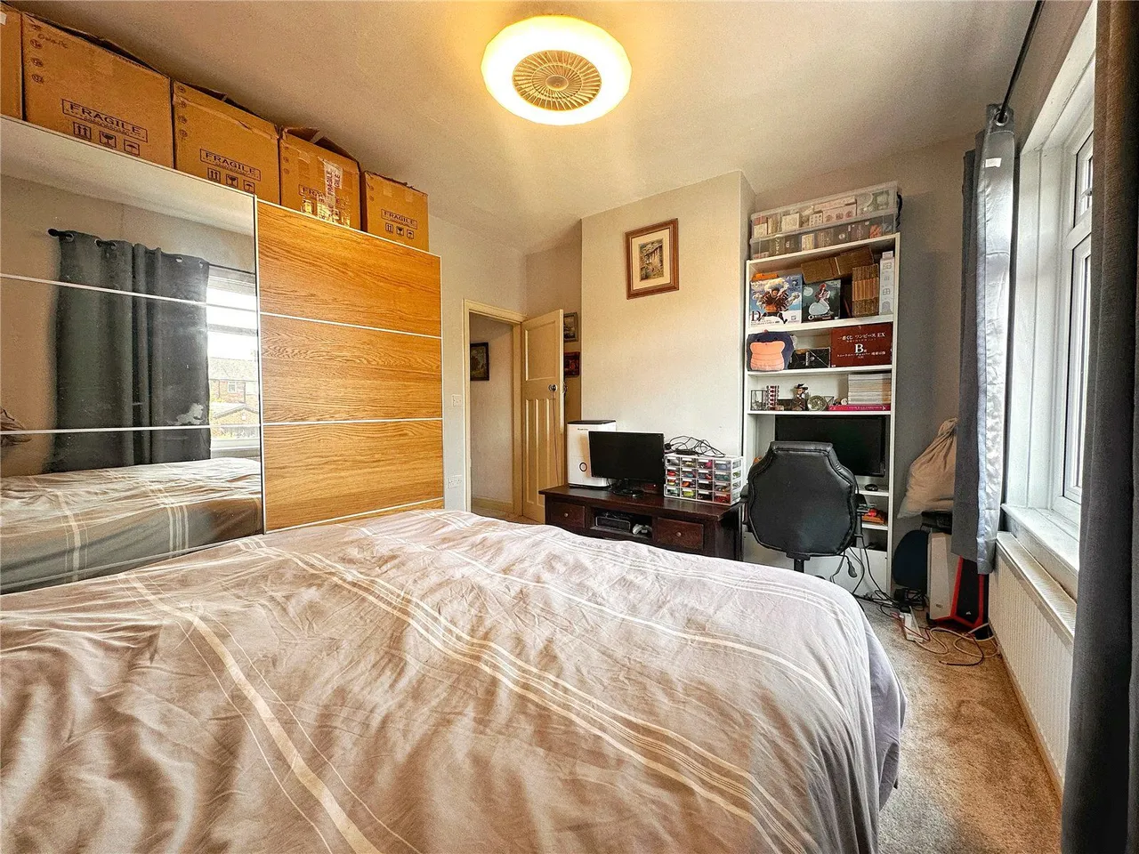 Green Street, Middleton, M24, photo 10