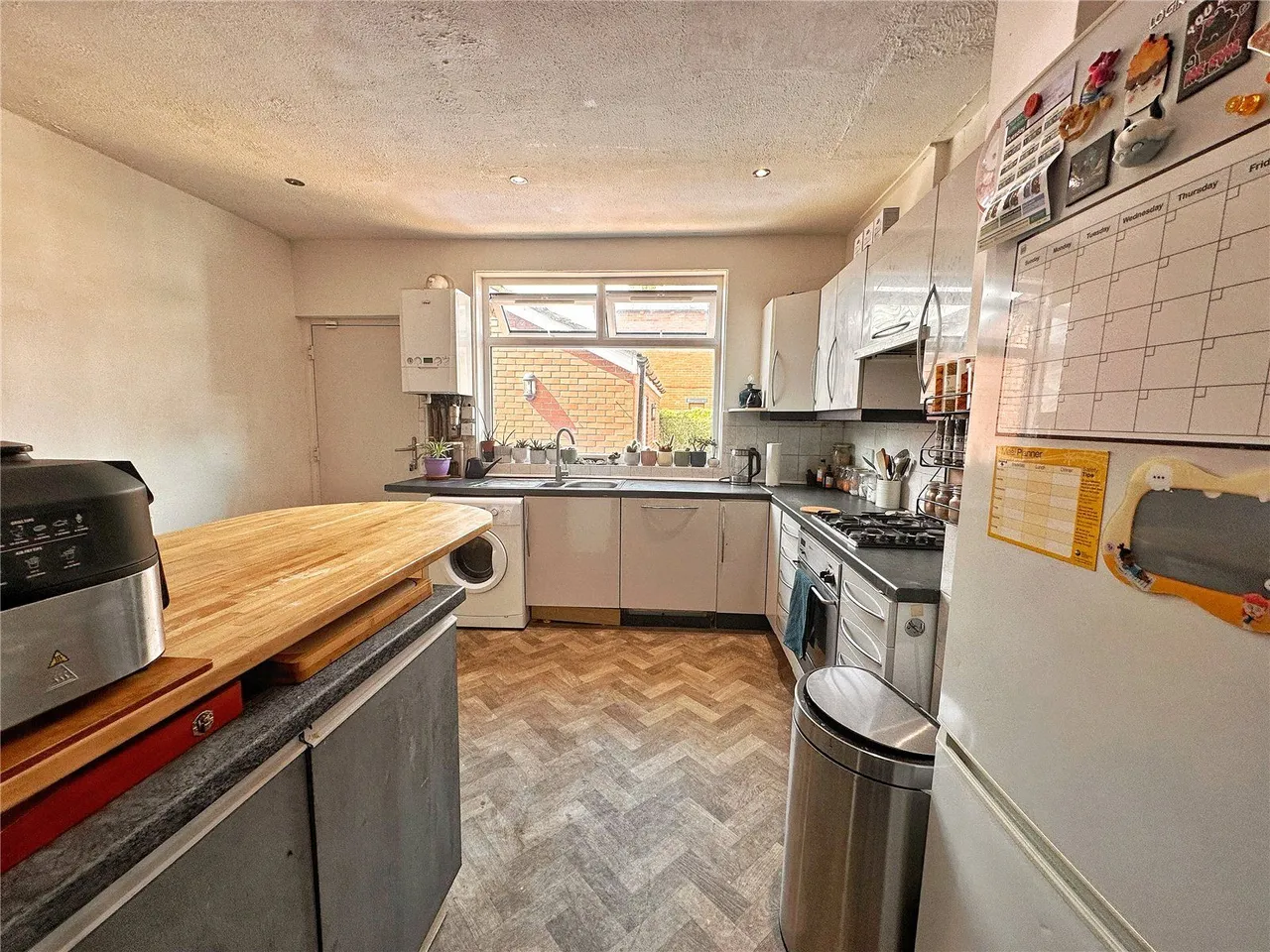 Green Street, Middleton, M24, photo 7