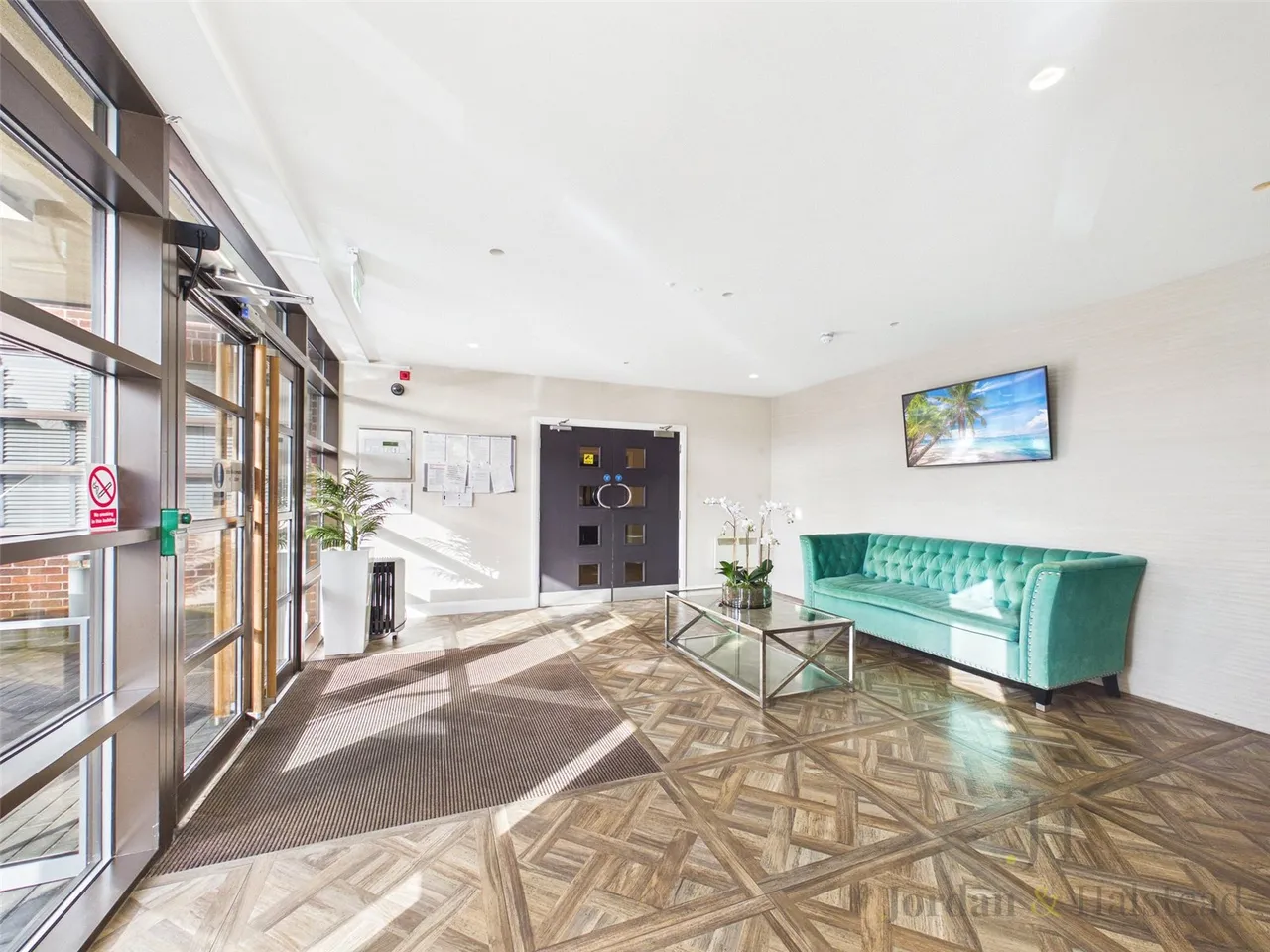 Macclesfield Road, Wilmslow, Cheshire, SK9 1BZ, photo 12