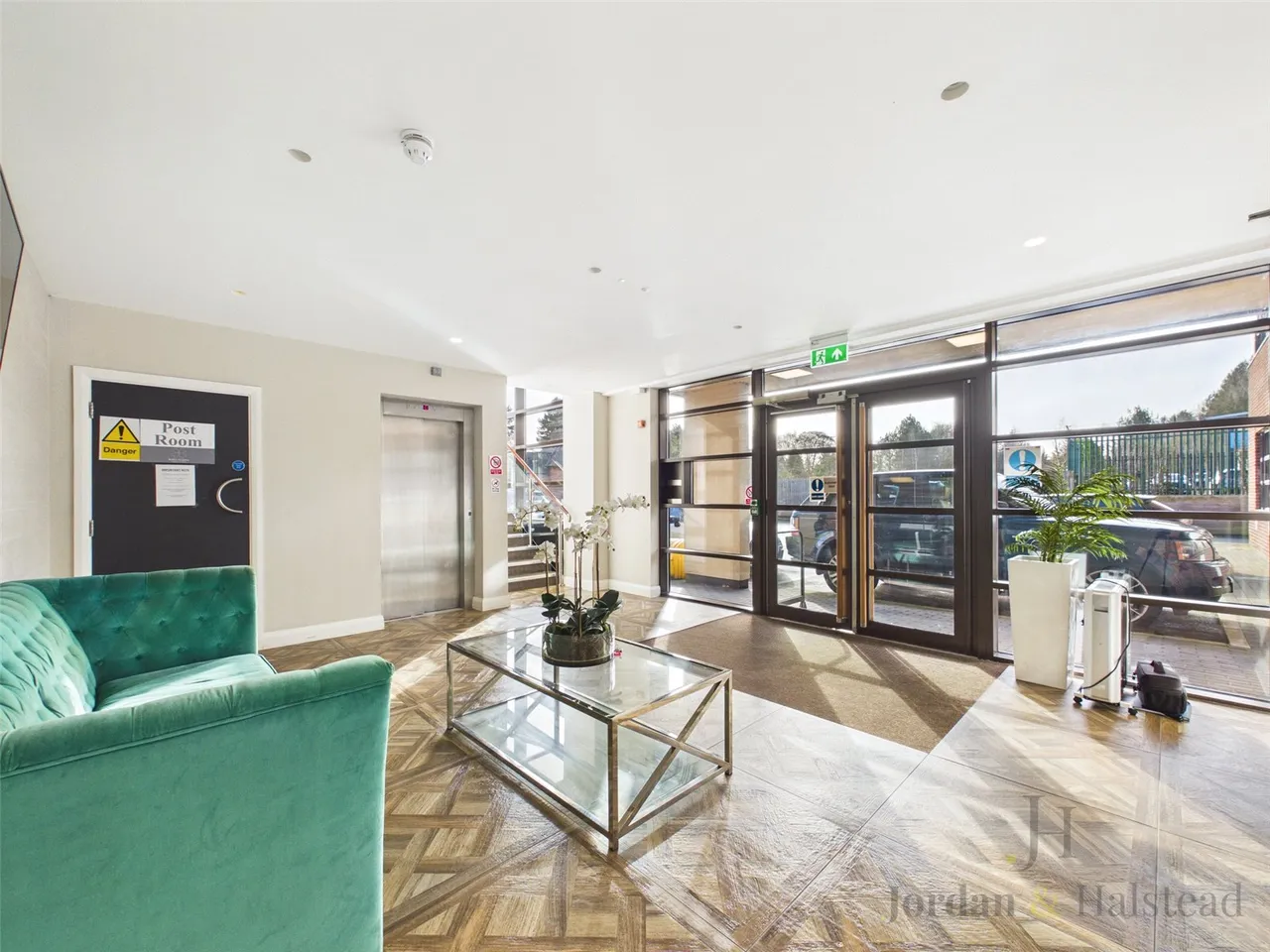 Macclesfield Road, Wilmslow, Cheshire, SK9 1BZ, photo 11