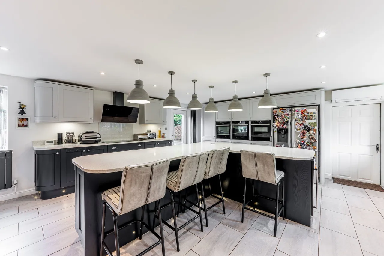 Old Penkridge Road, Cannock, WS11 1HX, photo 4