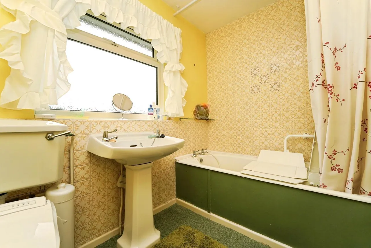 Tabernacle Road, Wotton-Under-Edge, GL12, photo 13