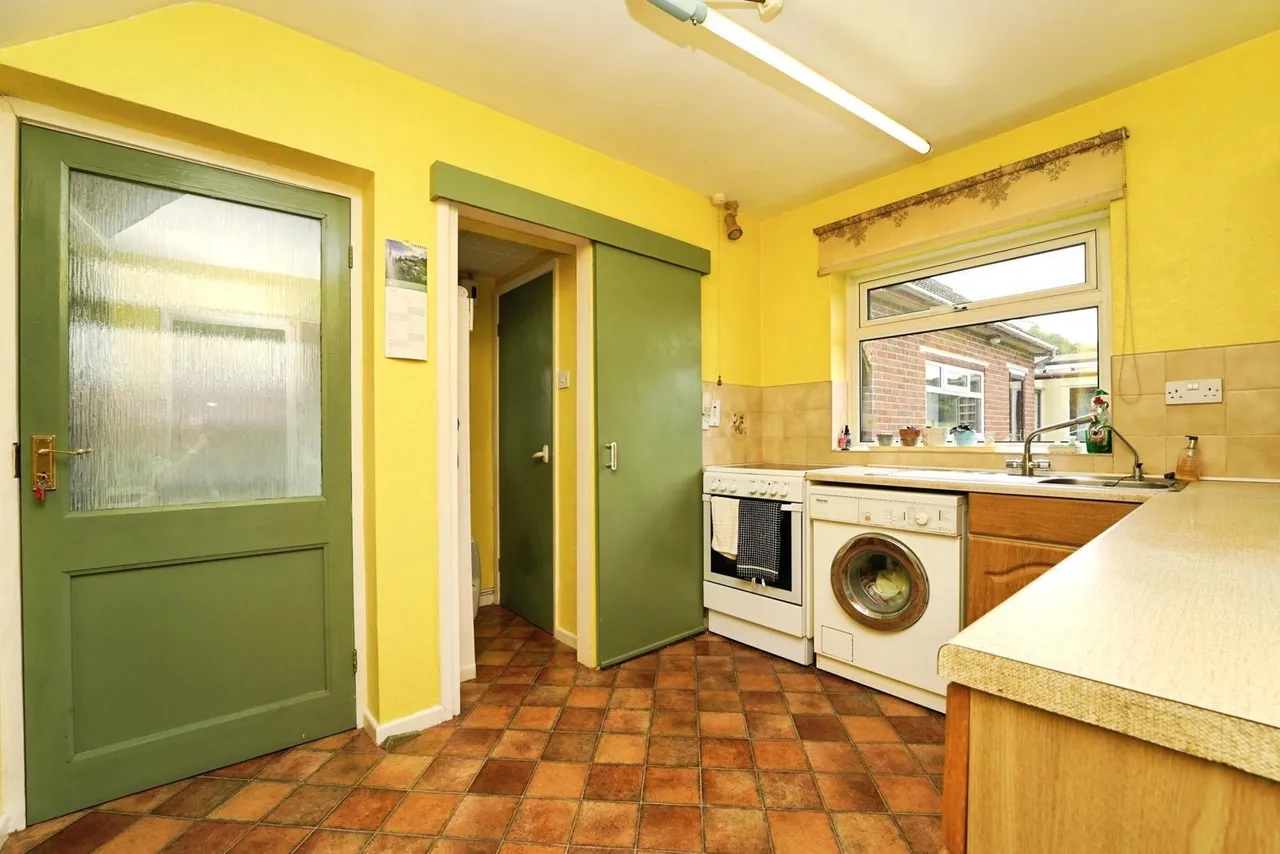 Tabernacle Road, Wotton-Under-Edge, GL12, photo 9