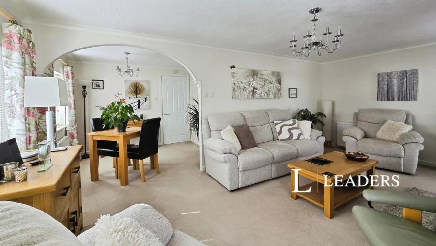Ebrington Close, Leedons Park, WR12, photo 3