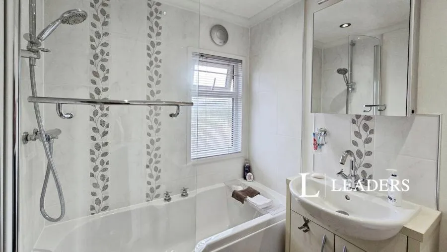 Ebrington Close, Leedons Park, WR12, photo 7