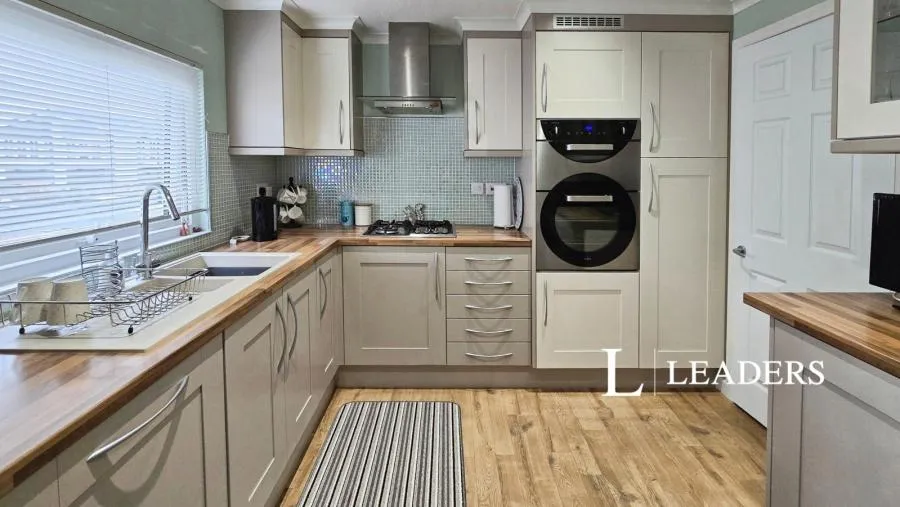 Ebrington Close, Leedons Park, WR12, photo 2