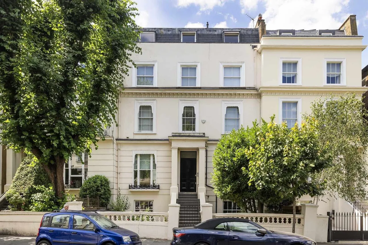 2 bed flat for sale, Pembridge Villas, Notting Hill, W11