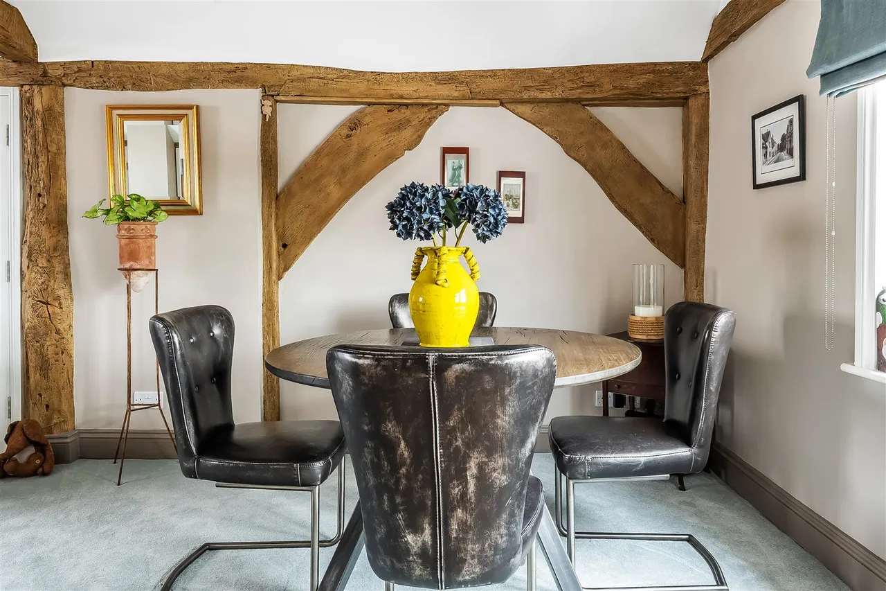 Church Street, Leatherhead, KT22, photo 10