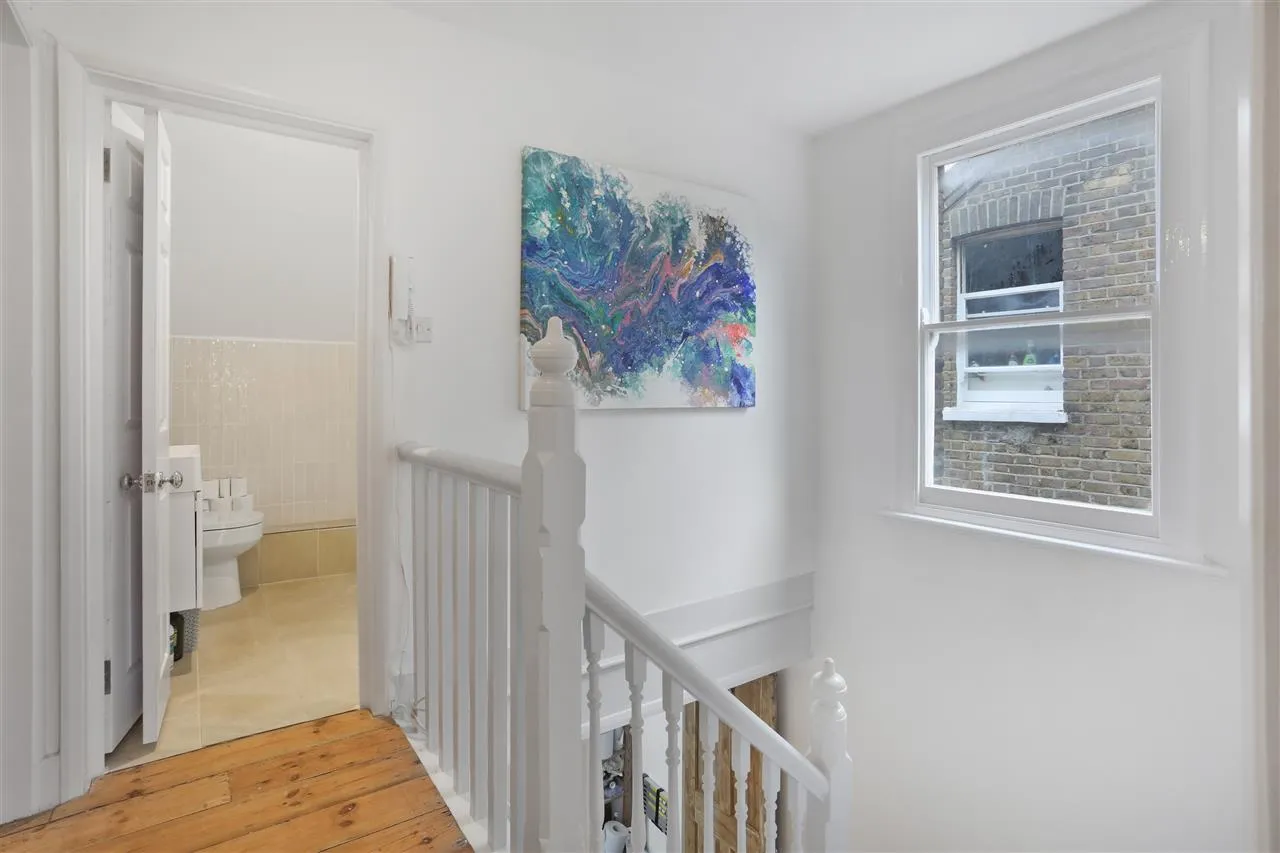 Lady Margaret Road, London, photo 19