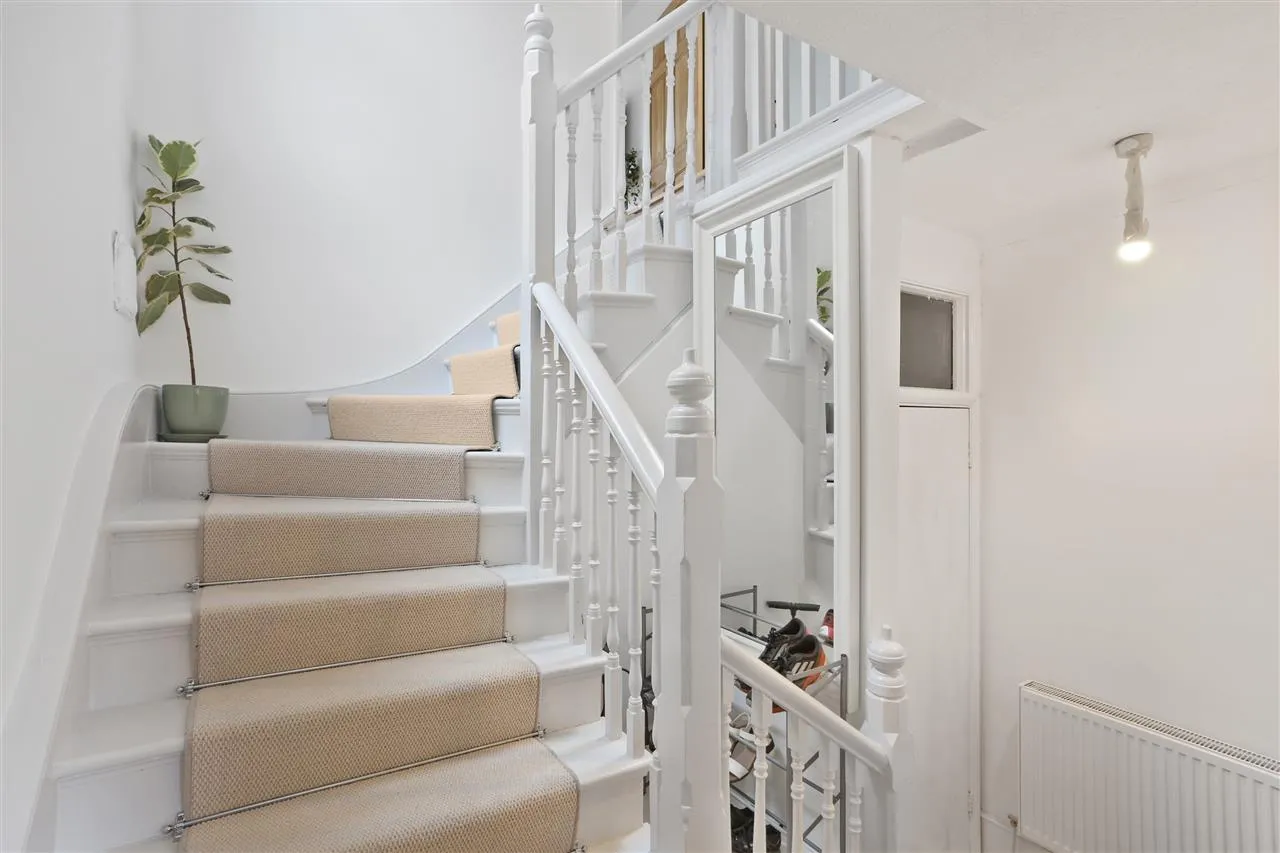 Lady Margaret Road, London, photo 18