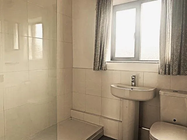 Glebe Road, Dorking, RH4, photo 4