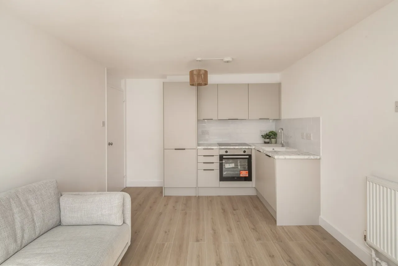Mcneil Road, London, SE5, photo 13