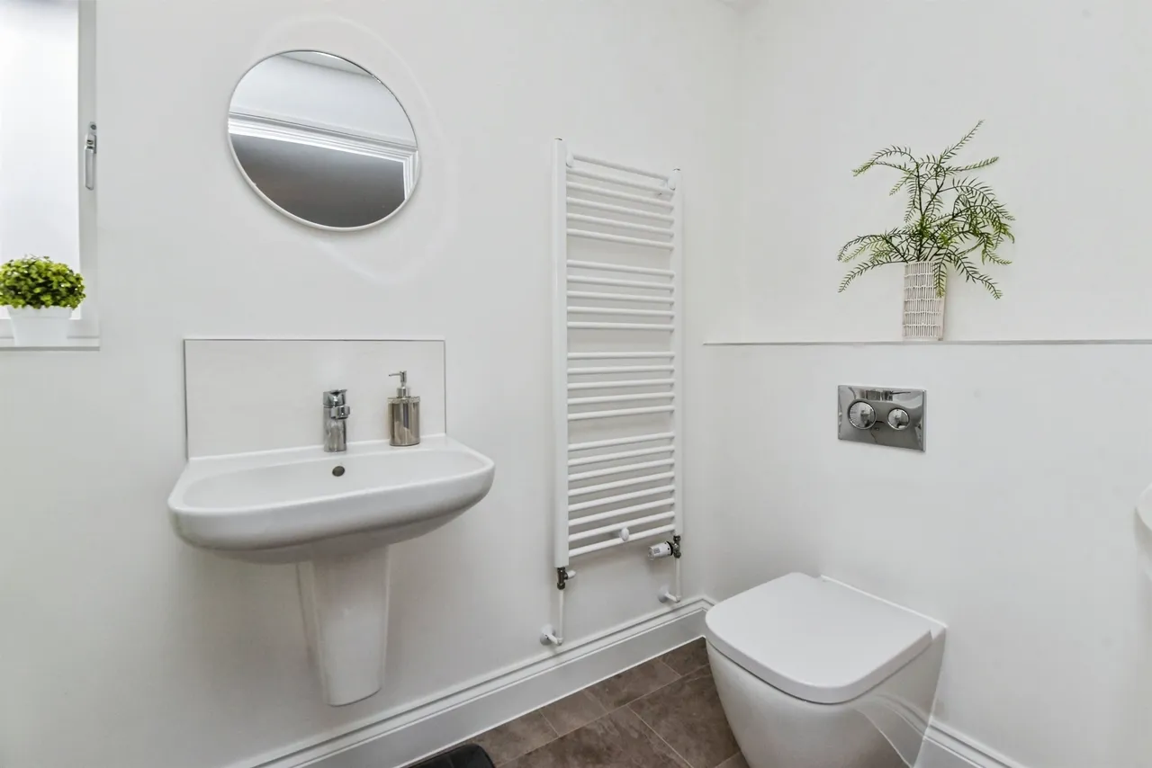 Bodenham Lane, Harnham, SALISBURY, photo 10
