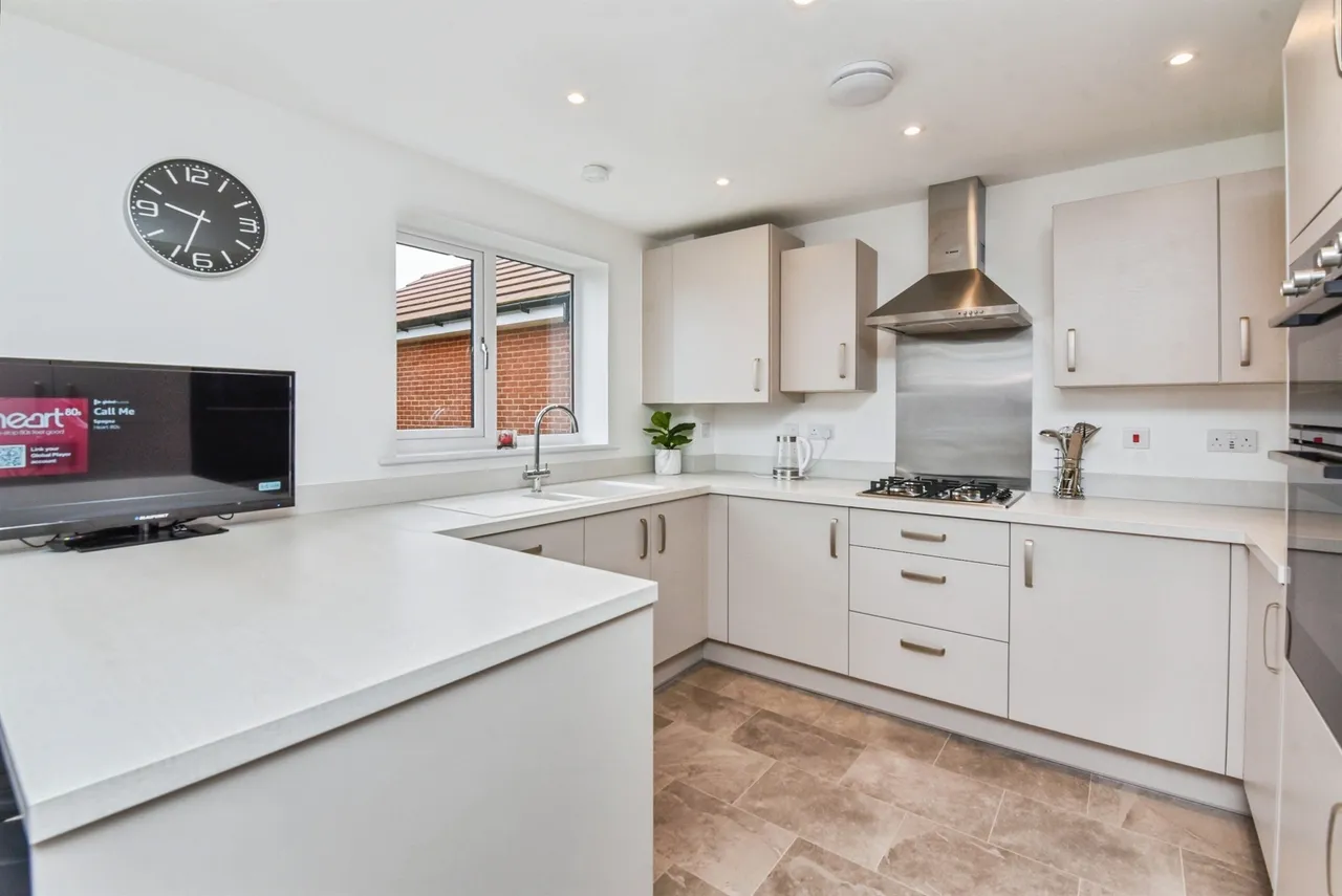 Bodenham Lane, Harnham, SALISBURY, photo 4