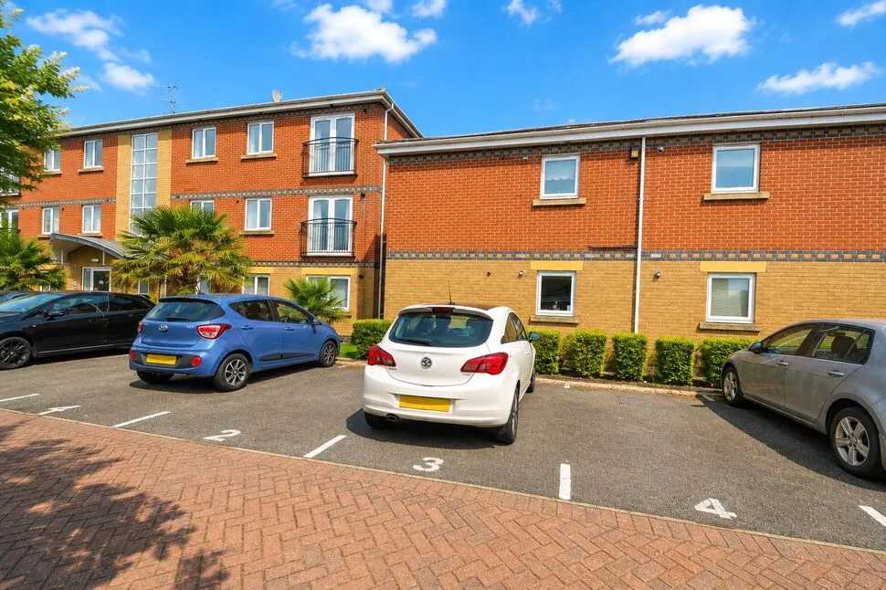 Reservoir Road, Kettering, Northamptonshire, NN16, photo 7