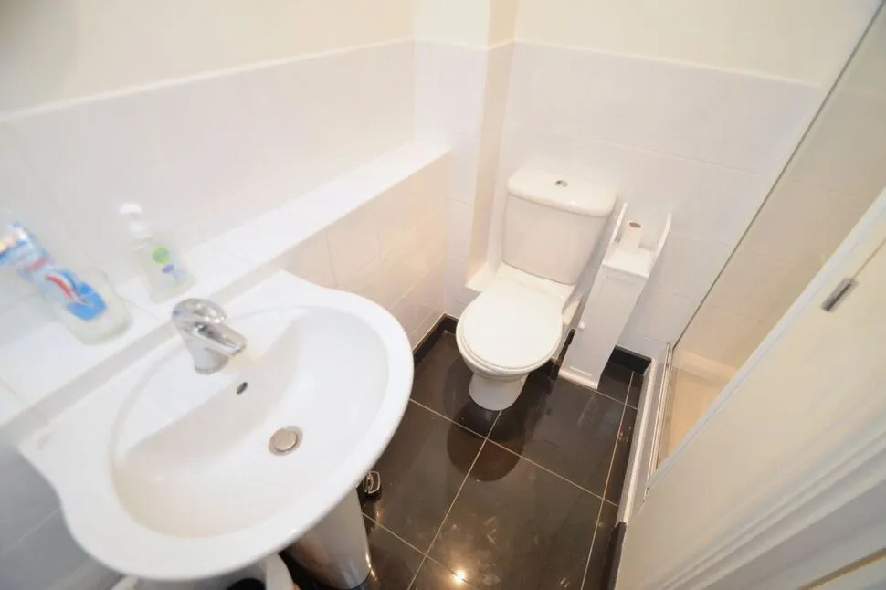 Reservoir Road, Kettering, Northamptonshire, NN16, photo 5