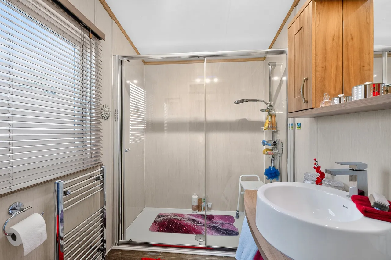 Lochlibo Road, Beith, KA15, photo 6